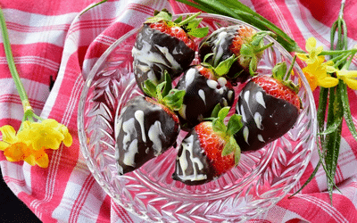Fraises au chocolat recette saint valentin