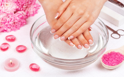 bain pour faire pousser les ongles