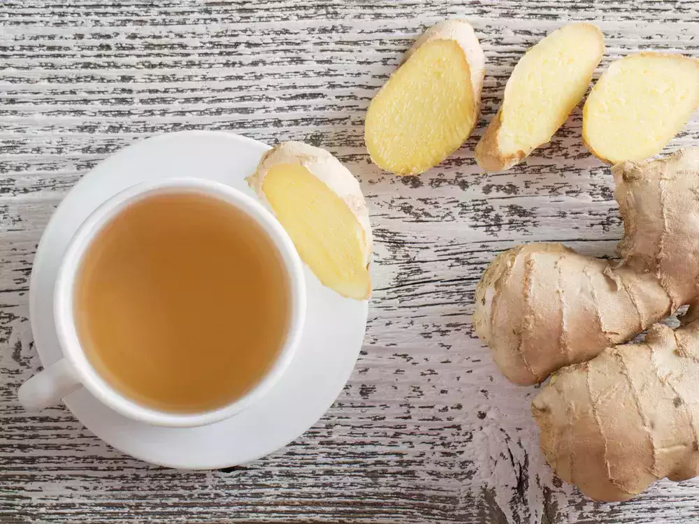 remede naturel constipation ; Thé à la menthe ou au gingembre pour soulager la constipation